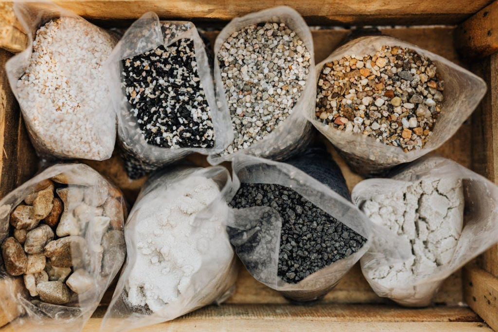 There are 8 different shoppers full of different stones